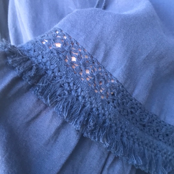 SALE A.n.a Navy Top Medium - Picture 8 of 15